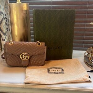 GUCCI MARMONT SHOULDER BAG * DUSTY PINK.